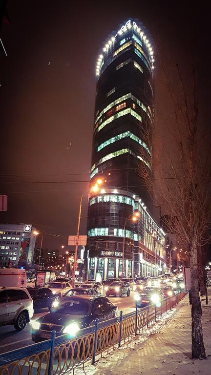 Kyiv Lesi 3 Studio Apartment Luaran gambar